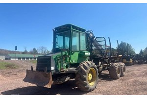 2006 John Deere 1010D  Forwarder
